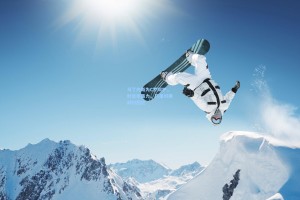 马丁内斯为C罗辩护，肘击非暴力，乃是对挑衅的回应