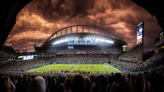 战术僵化酿苦果，阿莫林刻舟求剑致曼联德比惨败